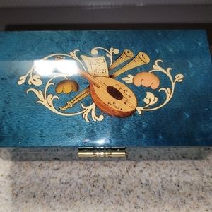 Vintage rare Reuge 1970'-80's Music Box